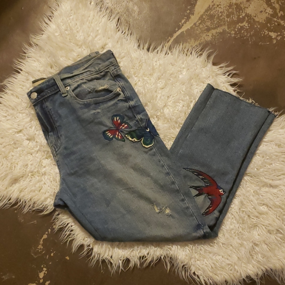 Gap girlfriend denim jean distressed embroidery